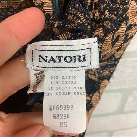Vtg 80's Natori Black and Gold Lace BodySuit I7 - Picture 4 of 7